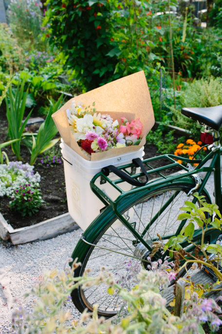 flower delivery bike